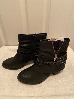 pop Black Ankle Boots with Buckle & Braided Strap…size 11 M